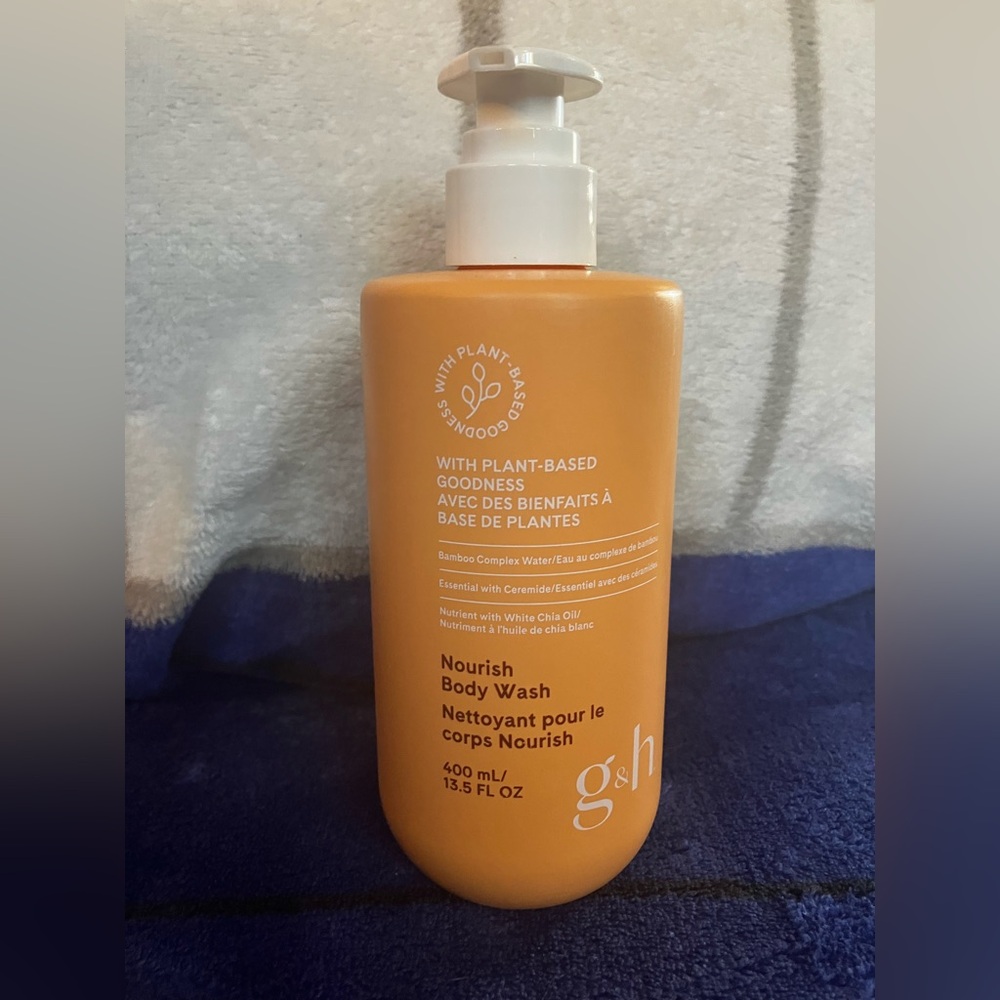 NWOT Nourishing Body Wash